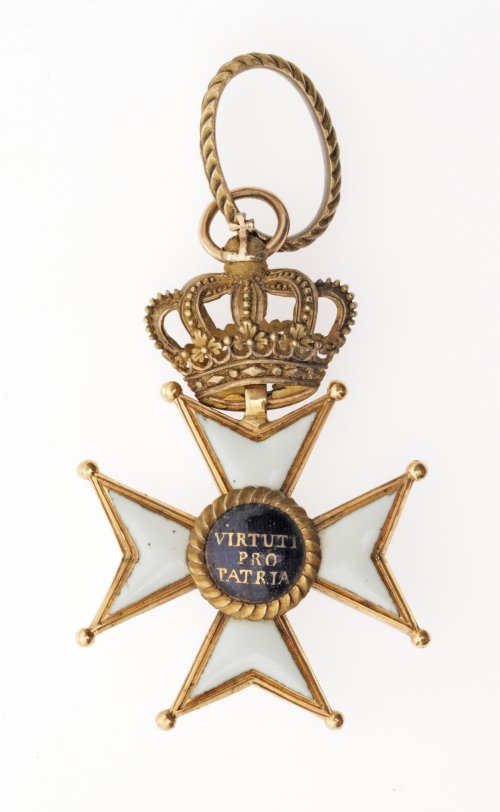 Rückseite eines Kommandeurkreuzes des Militär-Max-Joseph-Ordens; Inv. Nr. N 3211 © Bayerisches Armeemuseum